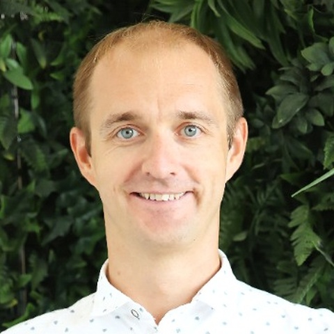 Slava Ponomarov